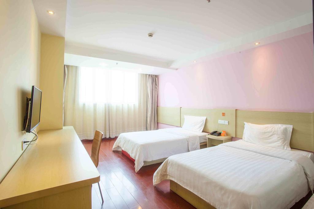 7Days Inn Luoyang Longmen Avenue Normal College Room photo